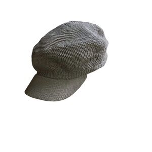 Gray hat